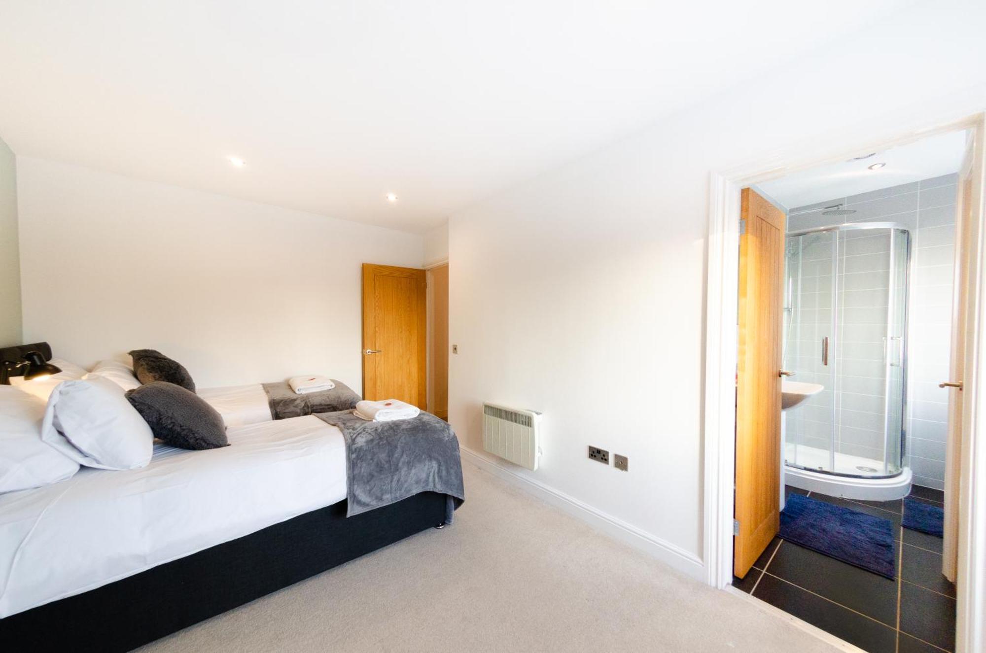 Charlotte House Spacious 2Br 2Bath In Ipswich Extérieur photo